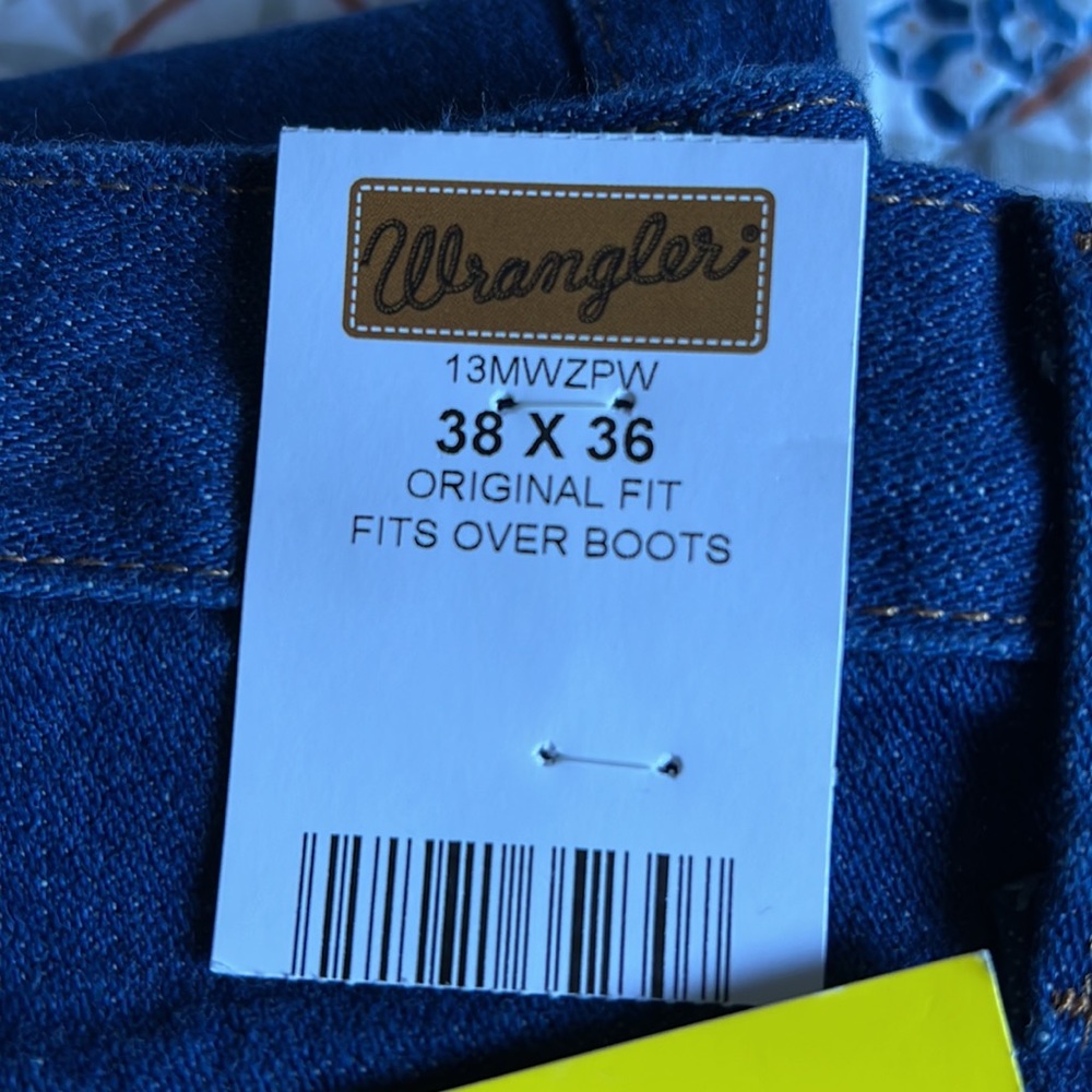 Original Fit Wrangler, ProRodeo Cowboy Cut Jeans - Picture 12 of 12